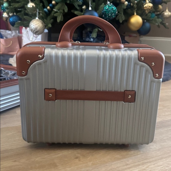 Puiche Tresor 2-Piece Carry-On Spinner Weekender Bag Luggage Set - Picture 6 of 12